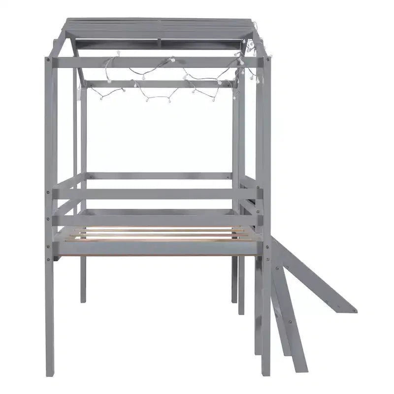 Cama alta tipo casita de 78.9L x 72.7W para cama individual, con escalera y tobogán, pizarra y tira de luz en el techo
