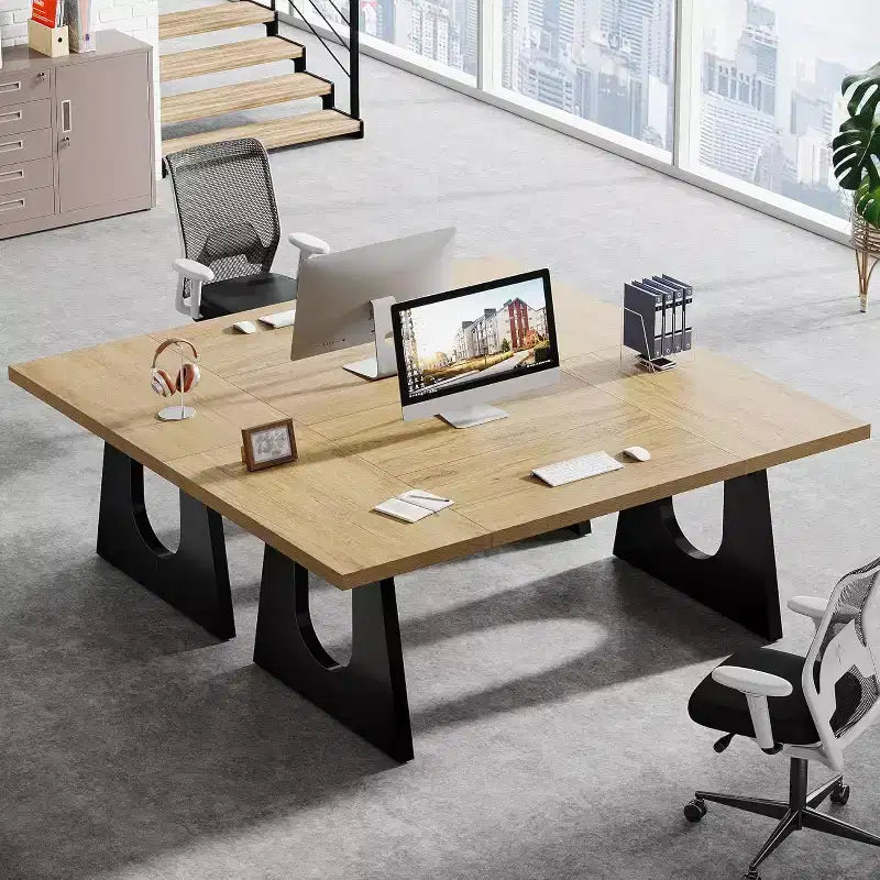 Escritorio ejecutivo rectangular con doble pedestal de madera