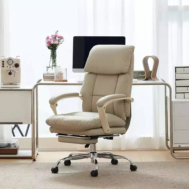 Fauteuil de bureau confortable à dossier haut, en similicuir, inclinable et pivotant, avec roulettes et soutien lombaire