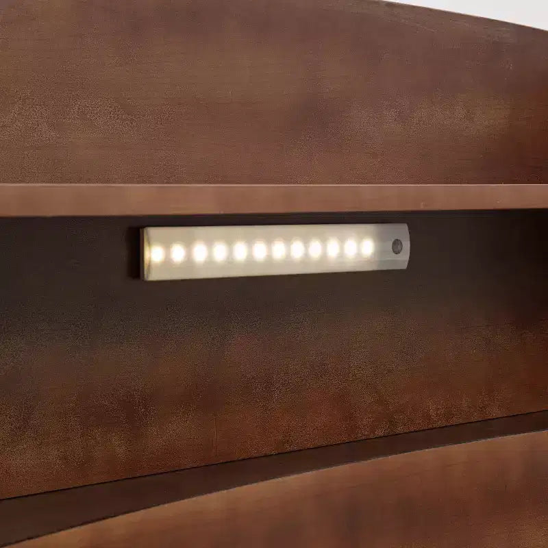 Lit plateforme deux places ou grand lit avec tête de lit bibliothèque, cadre de lit en bois pour deux places avec barrières de sécurité et éclairage LED pour chambre