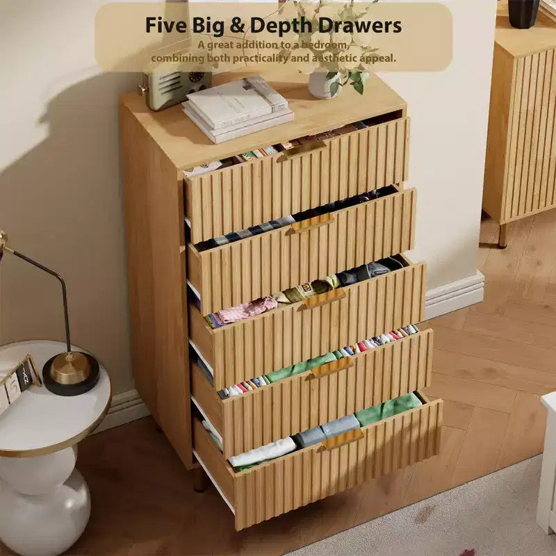 Cómoda de 5 cajones, cómoda moderna con cajones profundos y tapa ancha, organizador de madera estriada para sala de estar o pasillo