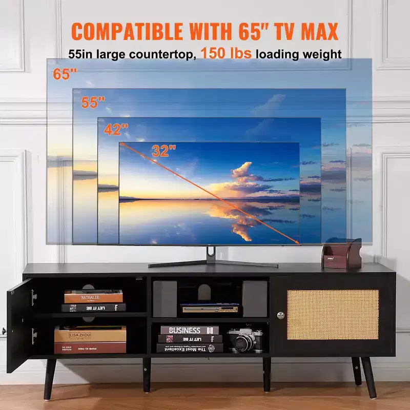 Mueble de TV de ratán para televisores de 65 in, con toma de corriente, puertos USB y estante ajustable, negro