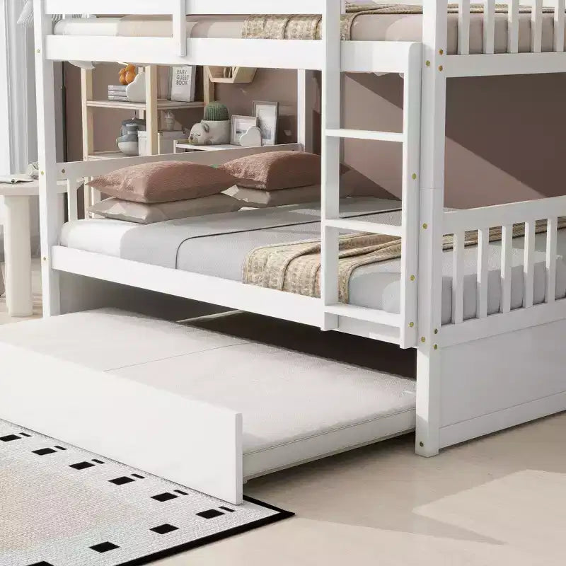Litera de madera de caucho para dos camas matrimoniales con cama nido, escalera y barandillas, convertible en 2 camas matrimoniales, con cama nido individual